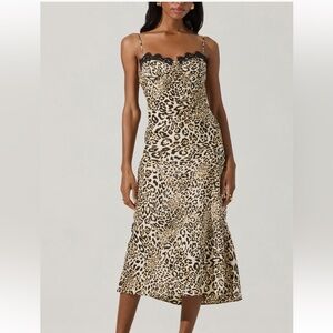 180. ASTR Women’s Leopard Lace Print Slip Midi Dress NWT Size XS